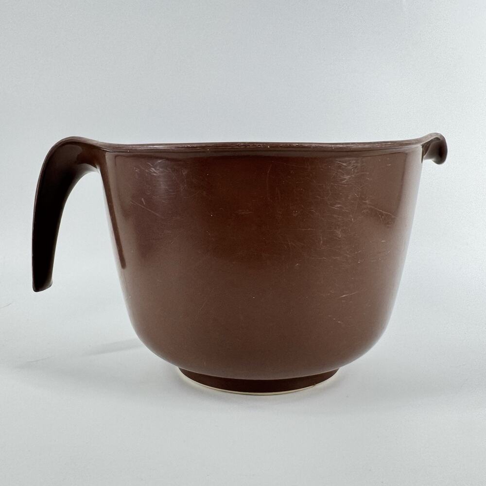 Vintage Rubbermaid Brown 3 Qt 12 Cup Batter Bowl Grip N Mix Measuring